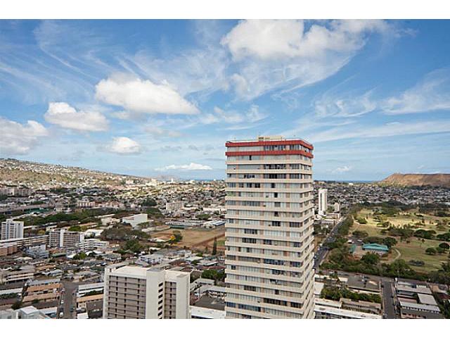 2499 Kapiolani Boulevard  Unit 3705