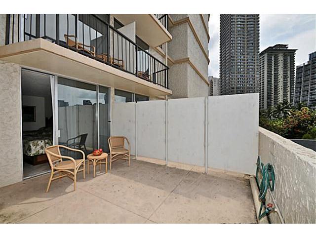 2045 Kalakaua Avenue  Unit 114