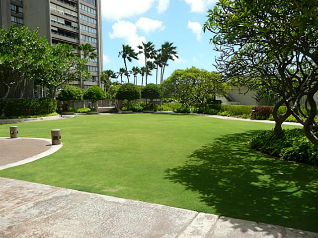 581 Kamoku Street  Unit EWA3704
