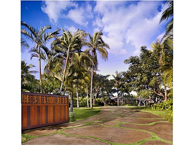 210 N Kalaheo Avenue