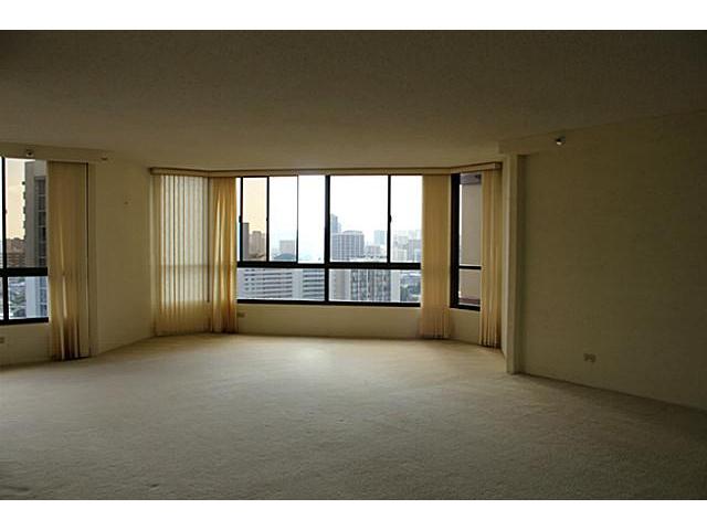 1050 Lunalilo Street  Unit 1006