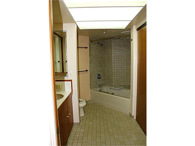 1050 Lunalilo Street  Unit 1006
