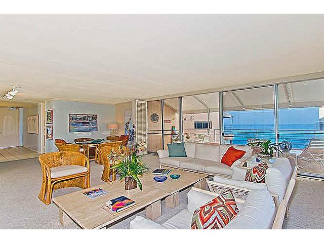 2979 Kalakaua Avenue  Unit 904