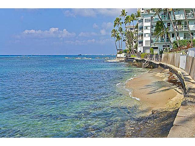 2979 Kalakaua Avenue  Unit 904