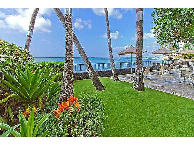 2979 Kalakaua Avenue  Unit 904