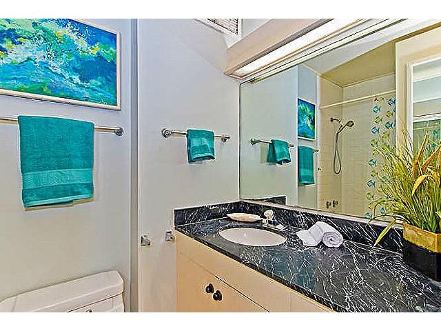 2979 Kalakaua Avenue  Unit 904