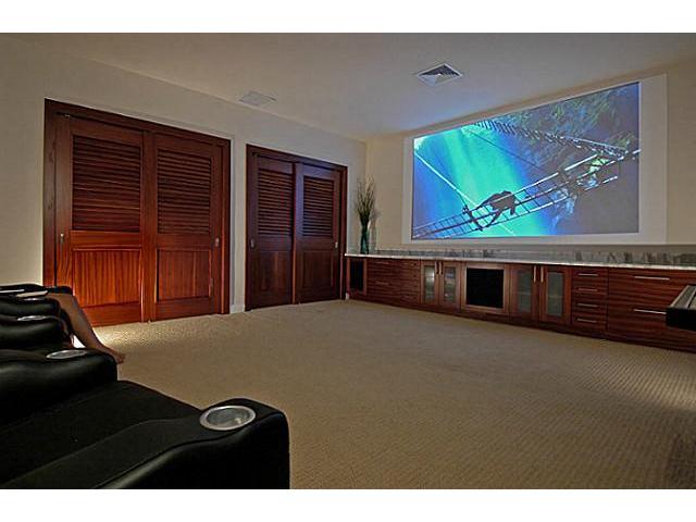 7096 Kalanianaole Highway