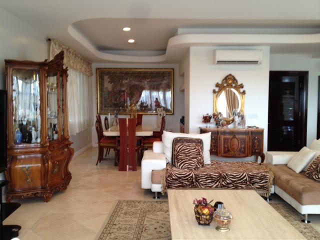5984 Kalanianaole Highway