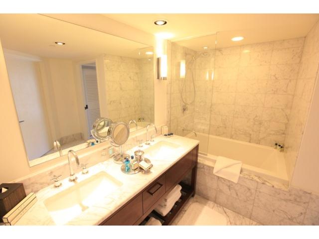 223 Saratoga Road  Unit 802