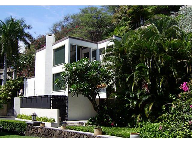 3200 Diamond Head Road  Unit 3