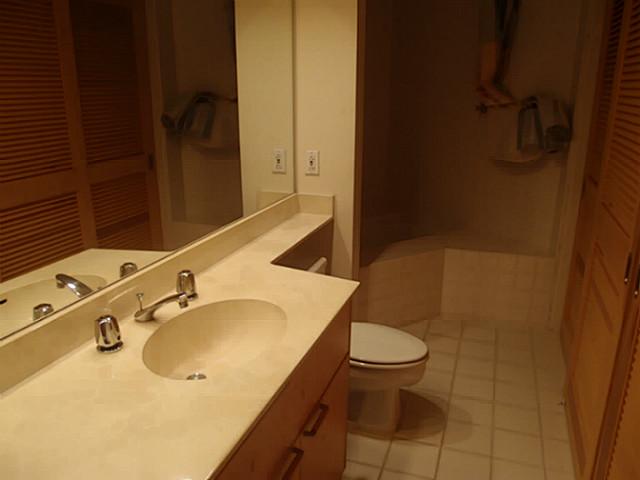 583 Kamoku Street  Unit DH1001
