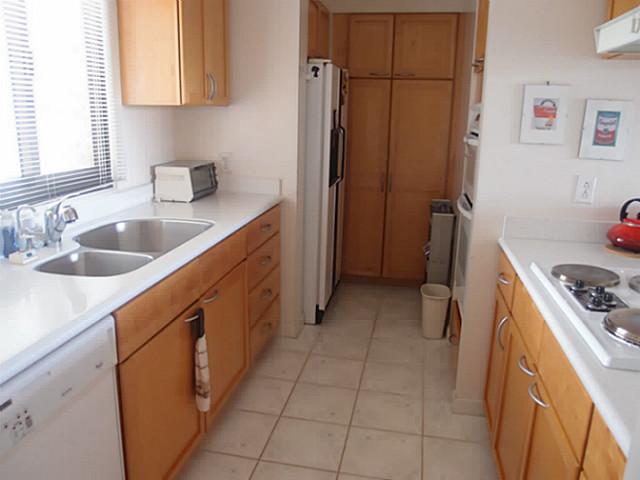 583 Kamoku Street  Unit DH1001