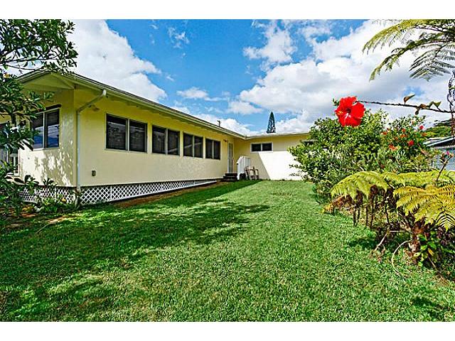 11 Haumalu Place 11 Haumalu Place