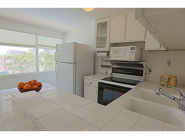 3093 Pualei Circle  Unit 208