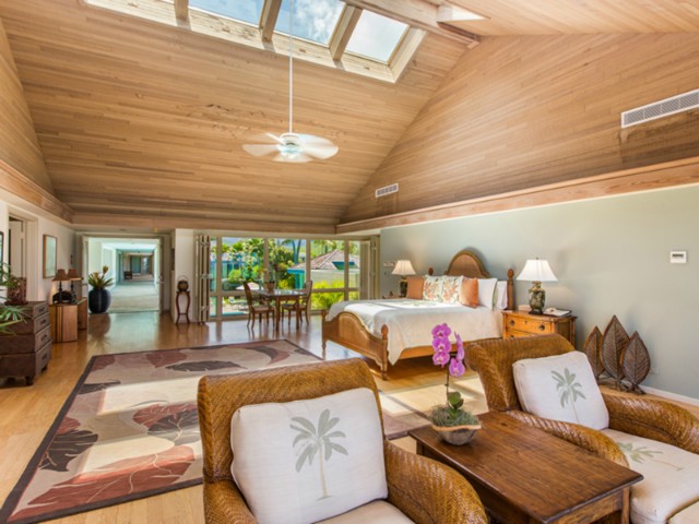 572 C N Kalaheo Avenue