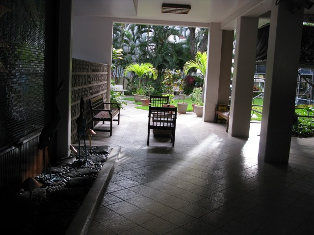 1617 keeaumoku Street  Unit 703