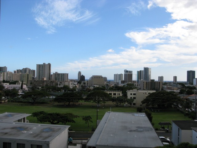 1617 keeaumoku Street  Unit 703