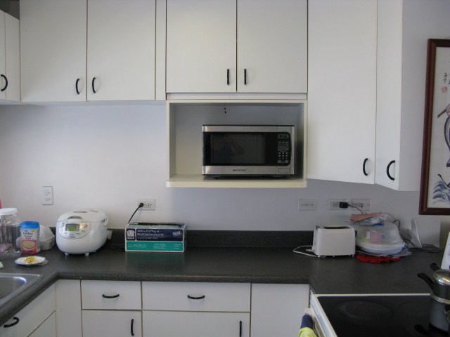 1617 keeaumoku Street  Unit 703