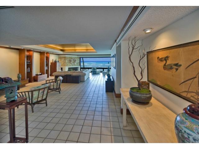 3165 Diamond Head Road  Unit D