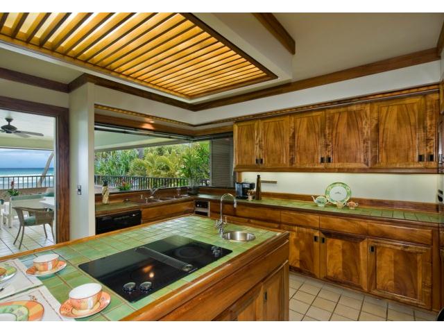 3165 Diamond Head Road  Unit D