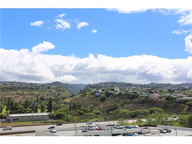 98-487 Koauka Loop  Unit B906