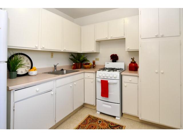 2018 Fern Street  Unit 304