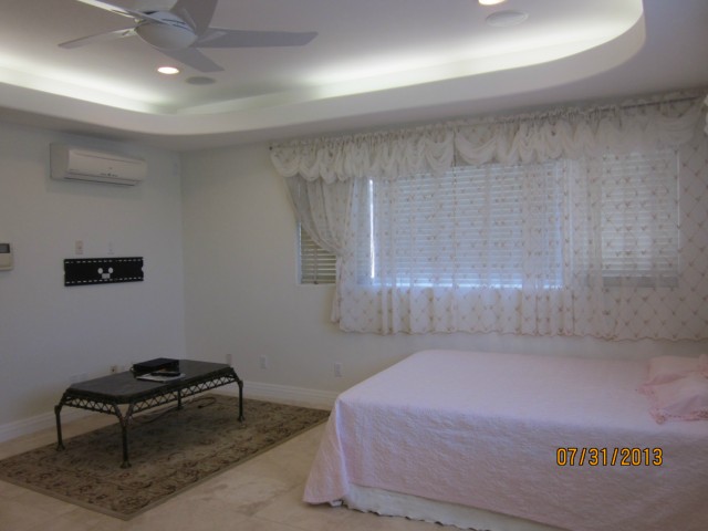 5984 Kalanianaole Highway