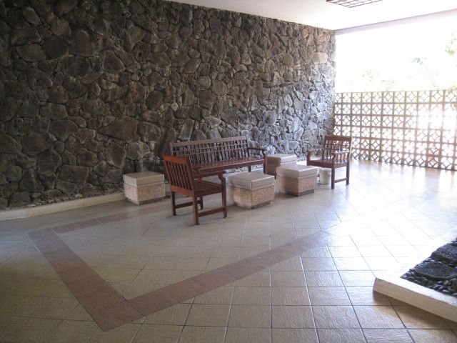 1617 Keeaumoku Street  Unit 703