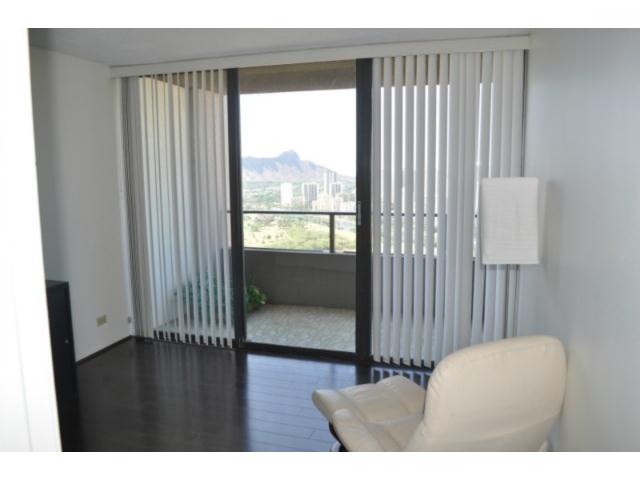583 Kamoku Street  Unit DH3901