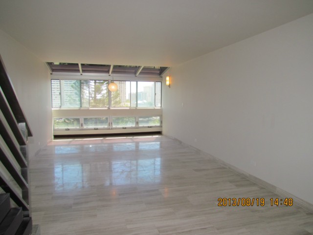 500 University Avenue  Unit 904
