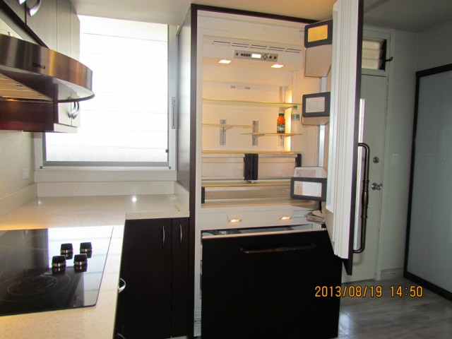 500 University Avenue  Unit 904