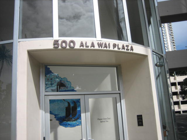 500 University Avenue  Unit 904