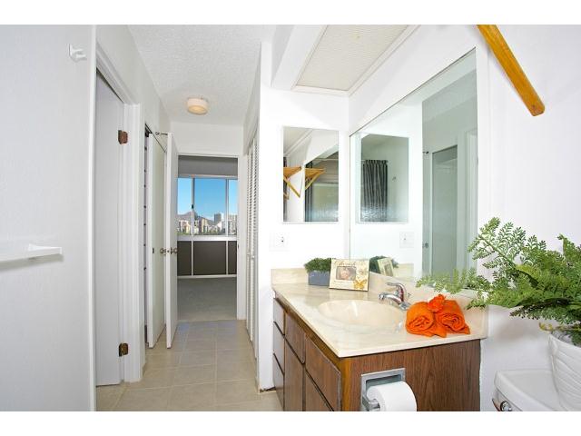2439 Kapiolani Boulevard  Unit 803