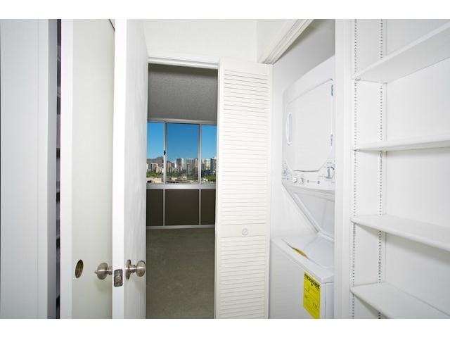 2439 Kapiolani Boulevard  Unit 803