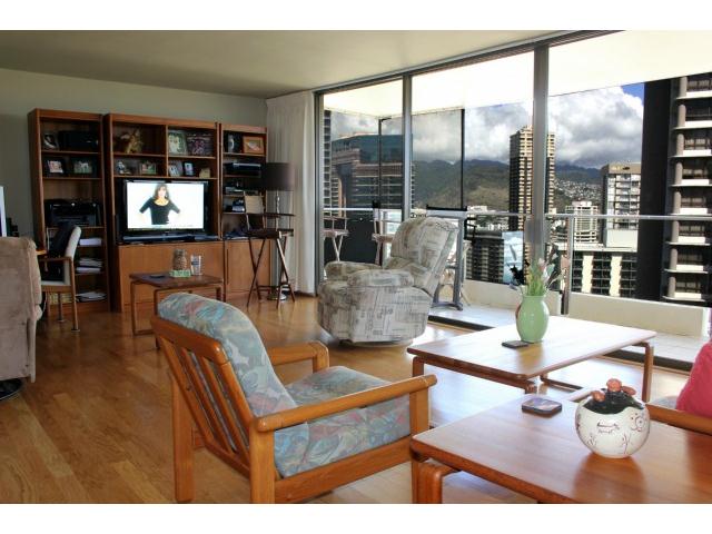 1860 Ala Moana Boulevard  Unit PH2201