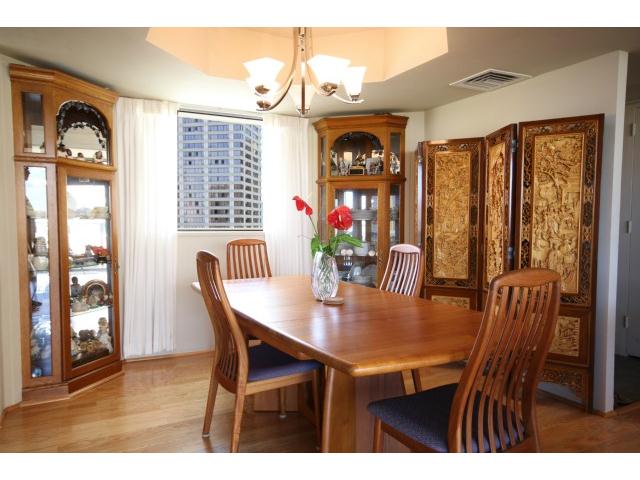 1860 Ala Moana Boulevard  Unit PH2201