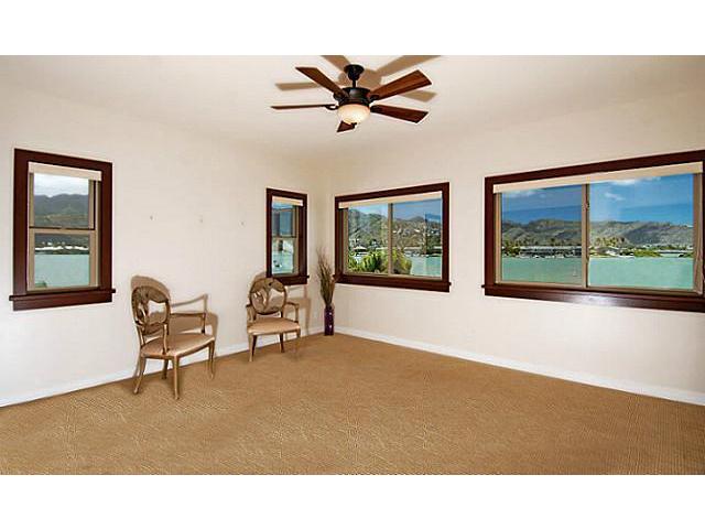7096 Kalanianaole Highway