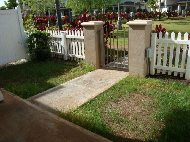 91-1033 Kaipalaoa Street  Unit 1402
