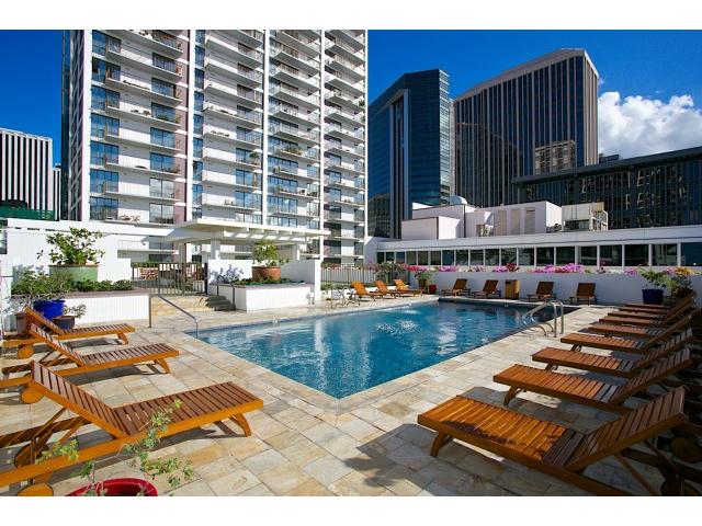 700 Richards Street  Unit 2206