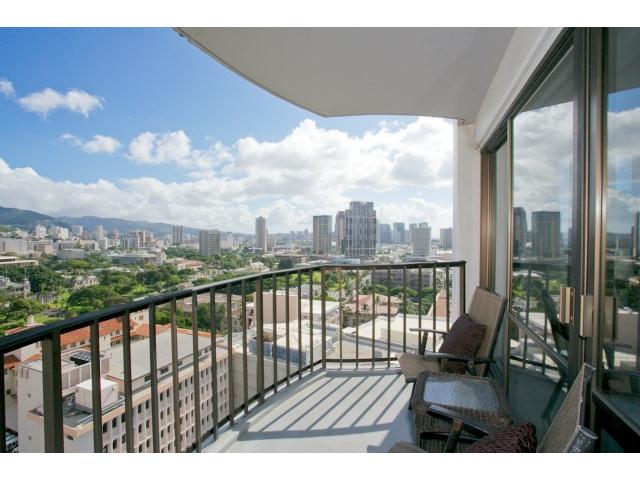 700 Richards Street  Unit 2206