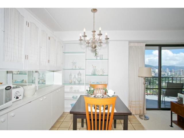 700 Richards Street  Unit 2206