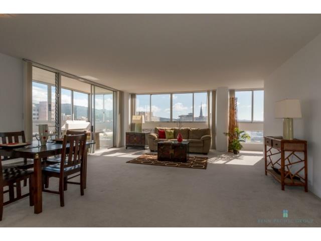 1212 Punahou Street  Unit 1206