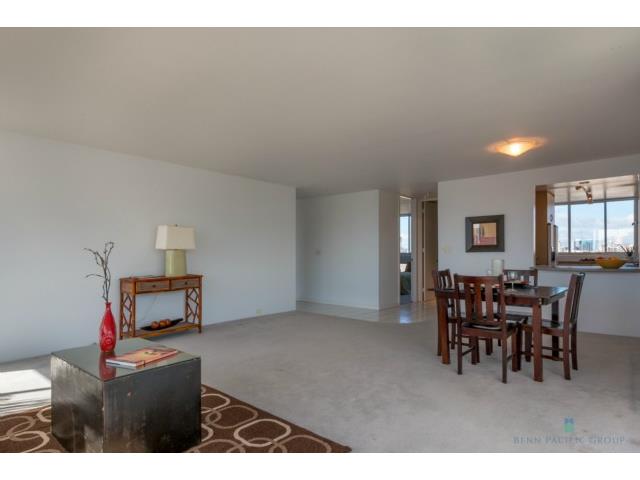 1212 Punahou Street  Unit 1206