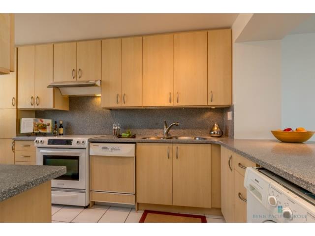 1212 Punahou Street  Unit 1206