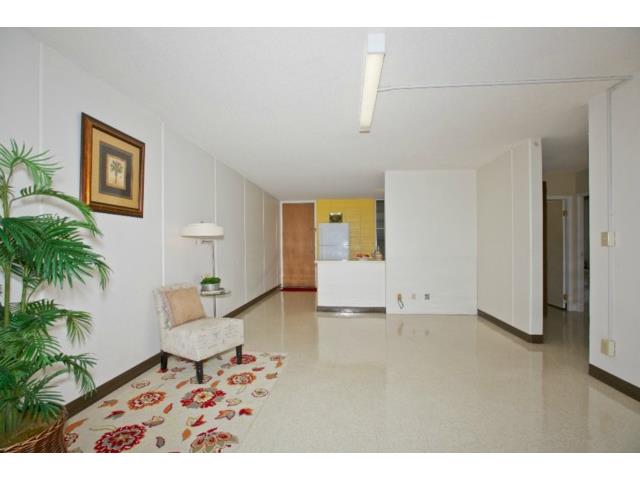 95-2055 Waikalani Place  Unit B204