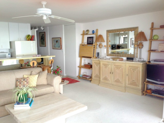 2999 Kalakaua Avenue  Unit 404
