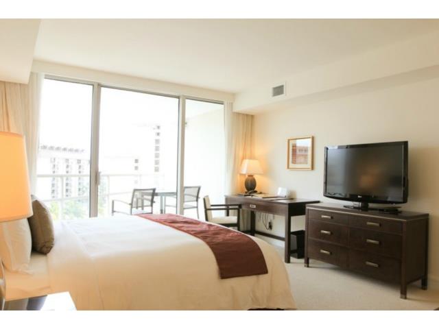 223 Saratoga Road  Unit 1008