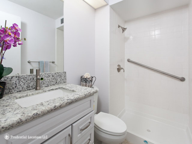 6770 Hawaii Kai Drive  Unit 509