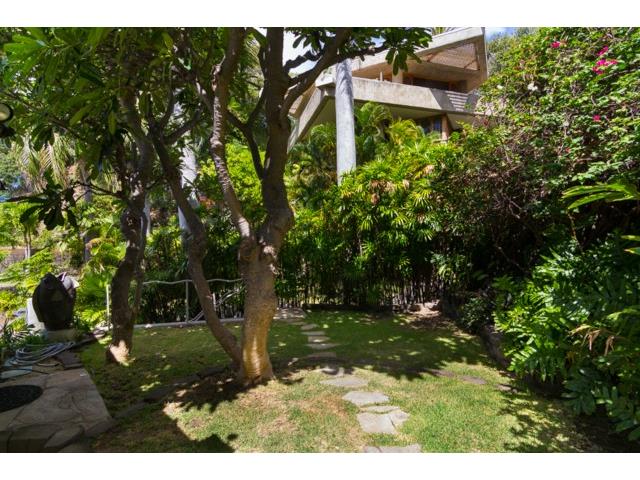 3200 Diamond Head Road  Unit 3