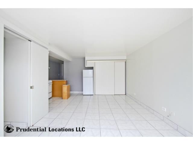 2525 Date Street  Unit 3203